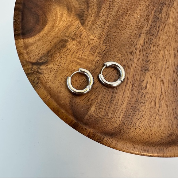 4/$15 Rhodium Finish Silver Huggies Hoop Earrings - Picture 2 of 6